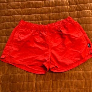 Women’s M Red Barely Baggies, EUC